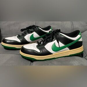 Nike RARE Dunk NG Low 484294-100 Men’s Spiked Golf Shoes Green Black White sz 13